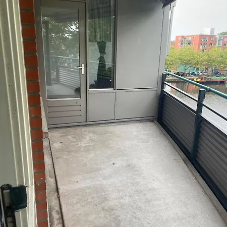 Large West With Balcony Apartment *