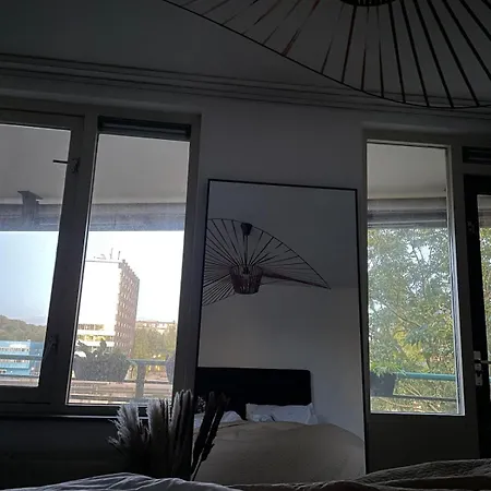 Appartement Large West With Balcony